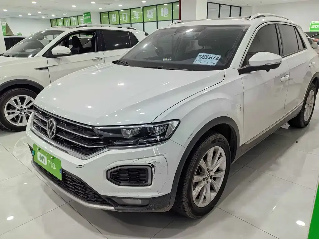 Volkswagen T-Roc 2023 из CN, фото 1