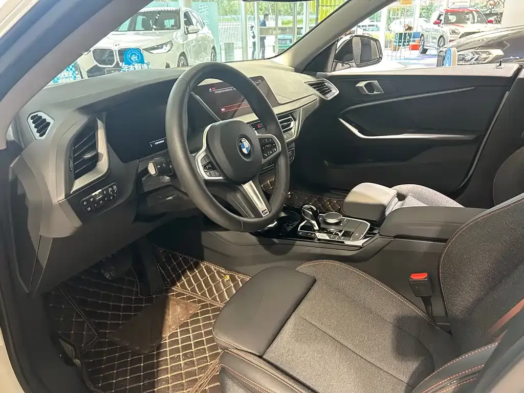 BMW 2 Series (Import) 2024 из CN, фото 6