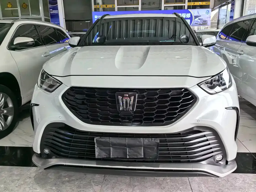 Toyota Crown Kluger 2023 из CN, фото 2