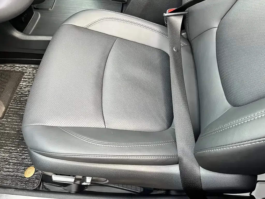 Toyota Sienna 2024 из CN, фото 10