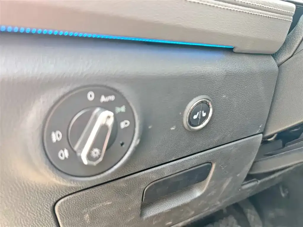 Volkswagen Sagitar 2022 из CN, фото 10