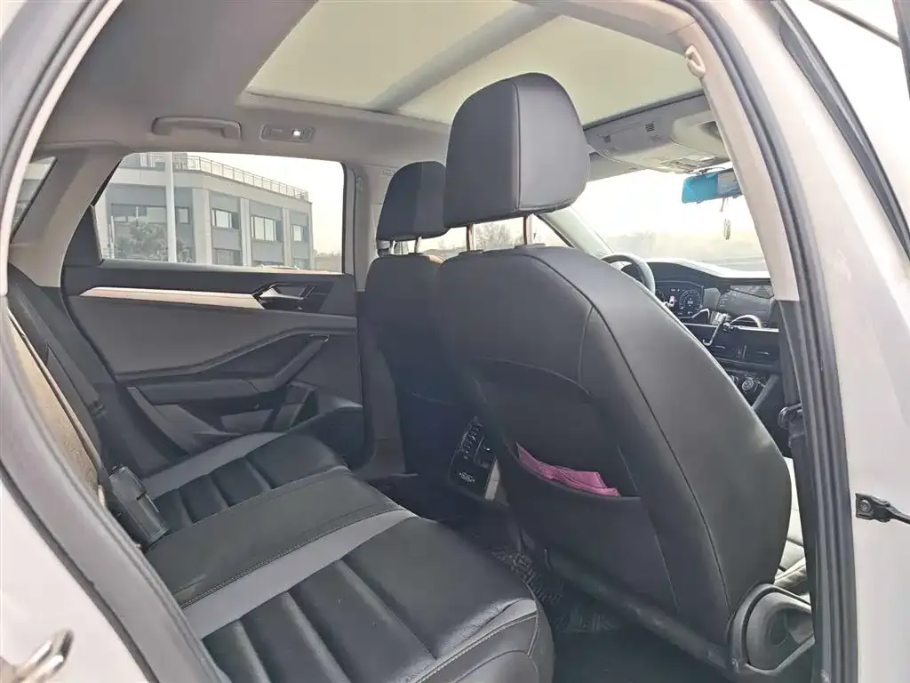 Volkswagen Sagitar 2022 из CN, фото 7
