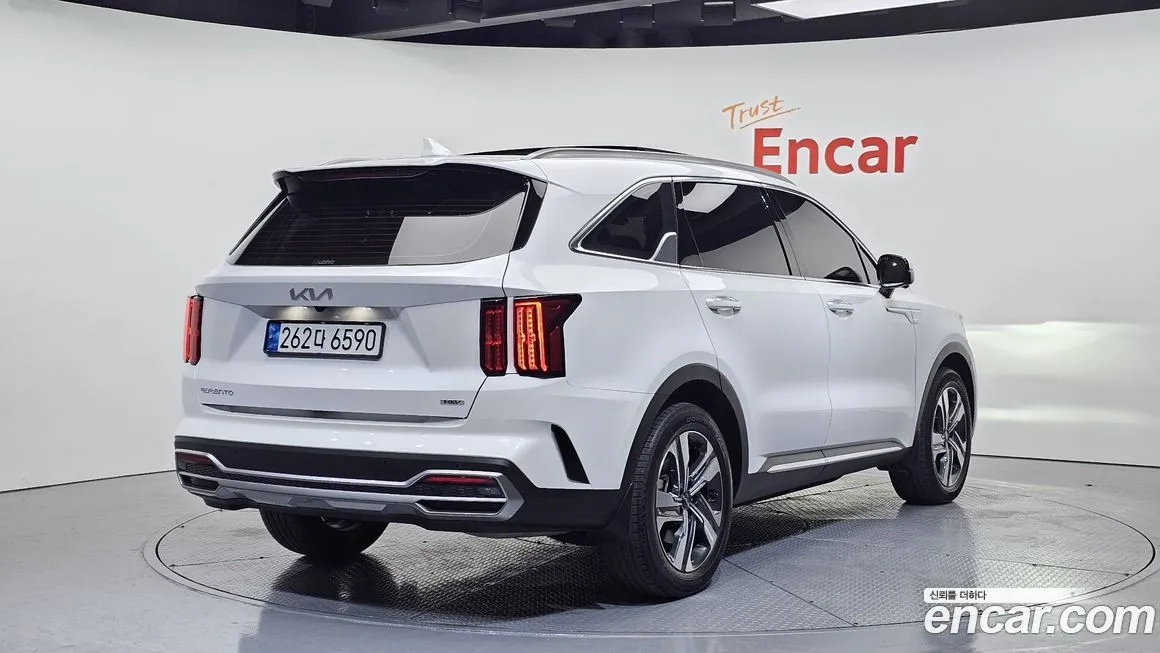 Kia Sorento 2023 из KR, фото 2