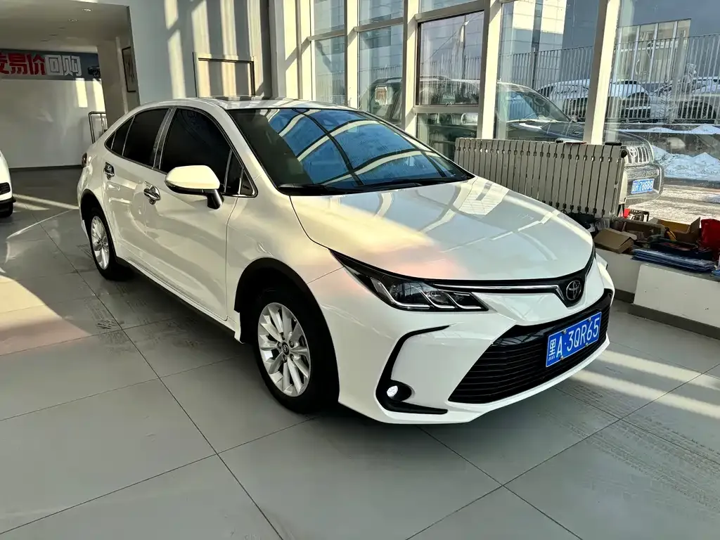 Toyota Corolla 2022 из CN, фото 2