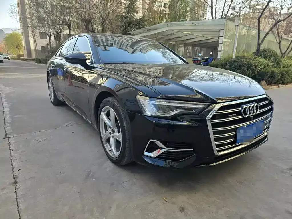 Audi A6L 2023 из CN, фото 3