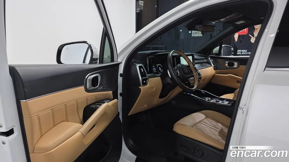 Kia Sorento — фото 10
