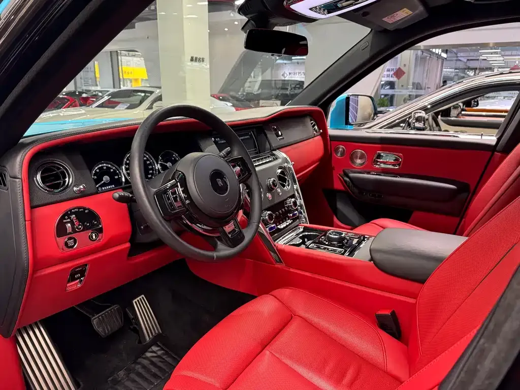 Rolls-Royce Cullinan 2021 из CN, фото 4