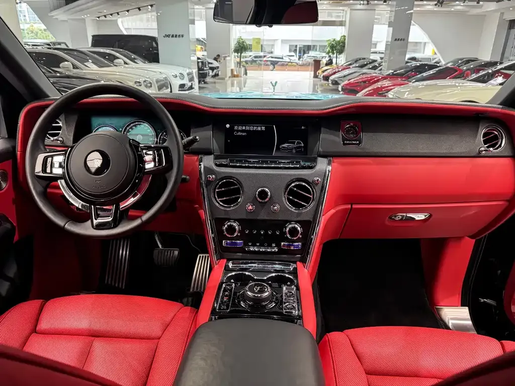 Rolls-Royce Cullinan 2021 из CN, фото 5
