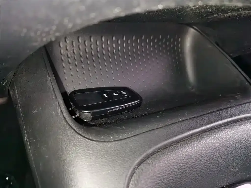 Toyota Corolla 2022 из CN, фото 9