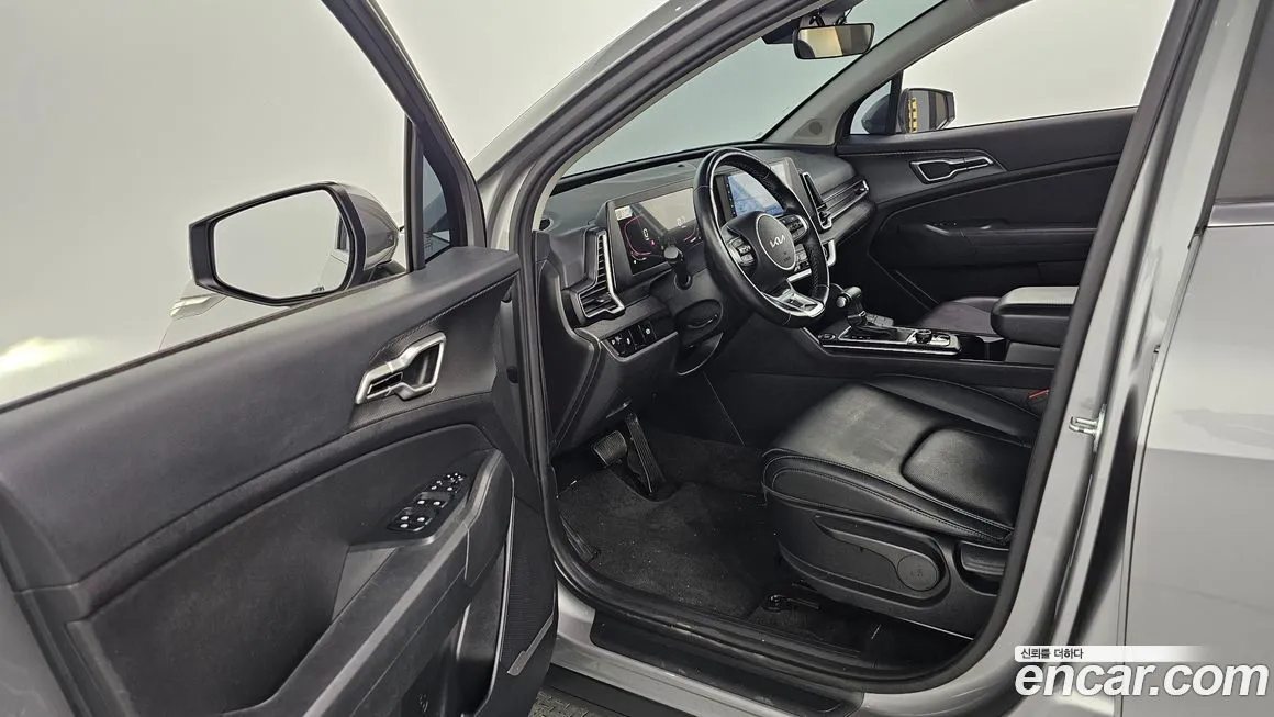 Kia Sportage — фото 10