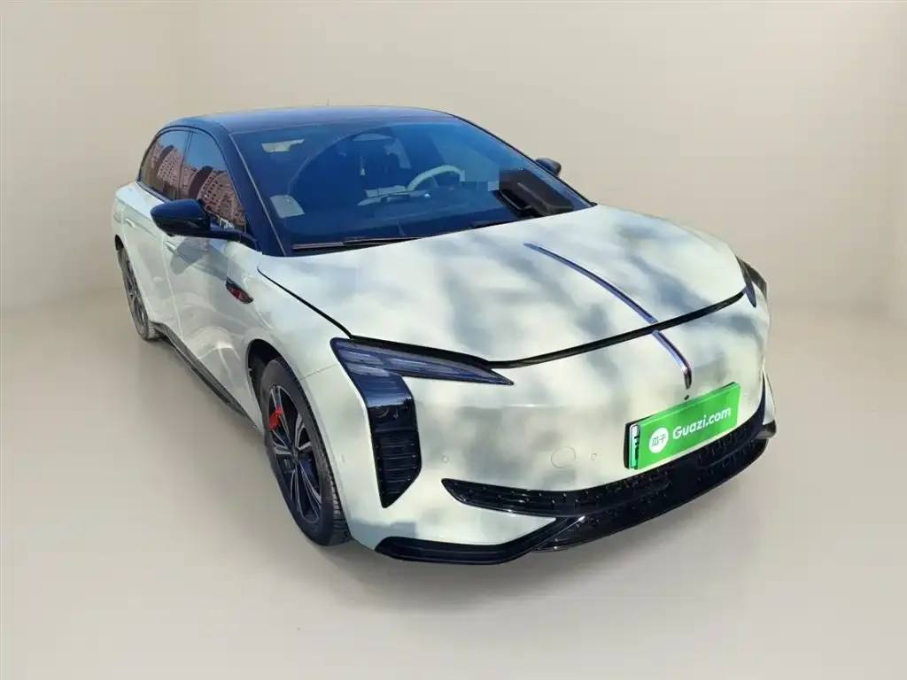 Hongqi EH7 2025 из CN, фото 4