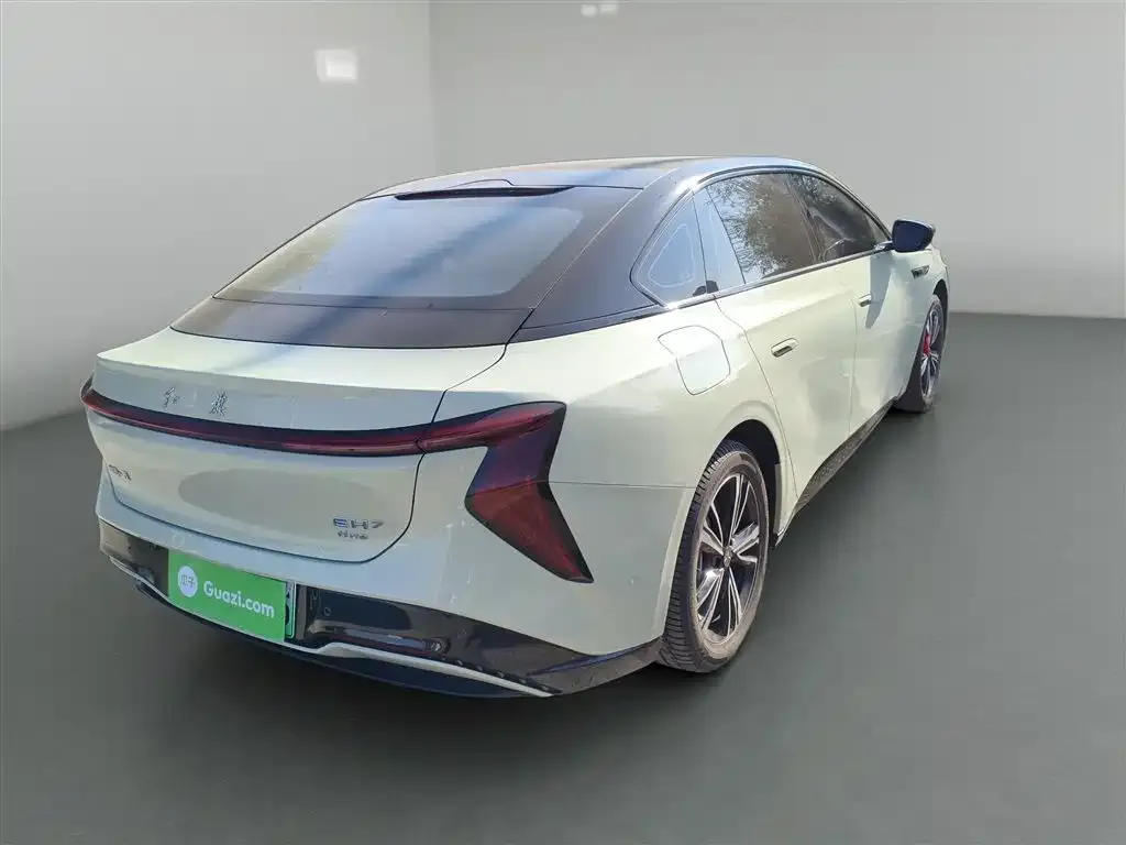 Hongqi EH7 2025 из CN, фото 7