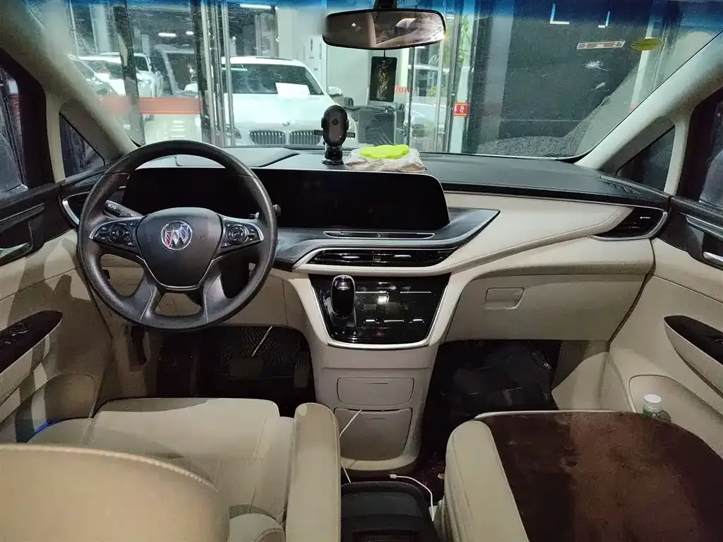 Buick GL8 2023 из CN, фото 10