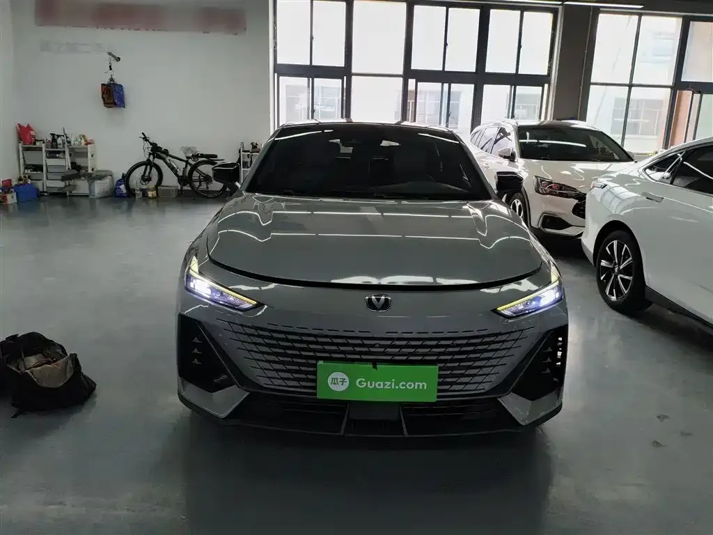 Changan UNI-V 2022 из CN, фото 3