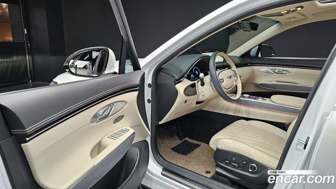 Genesis GV70 — фото 10