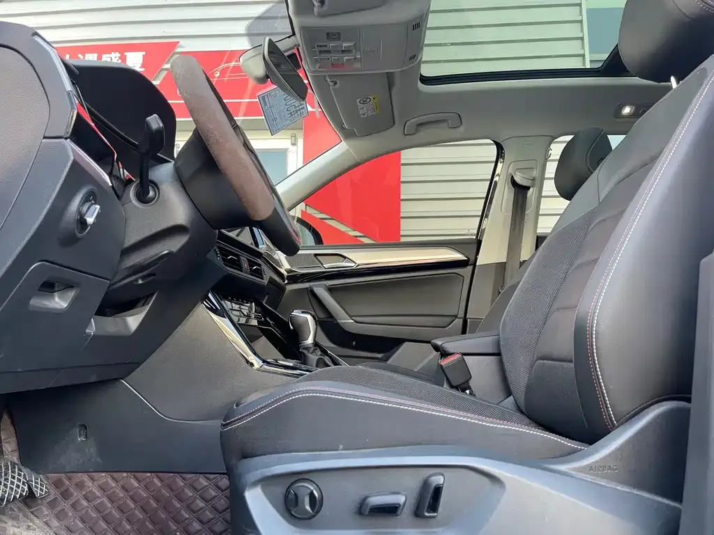 Volkswagen Tayron 2021 из CN, фото 3