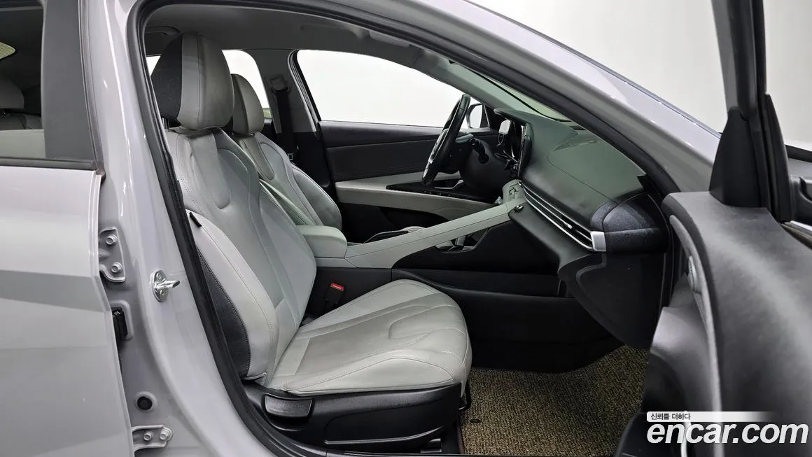 Hyundai AVANTE 2021 из KR, фото 10
