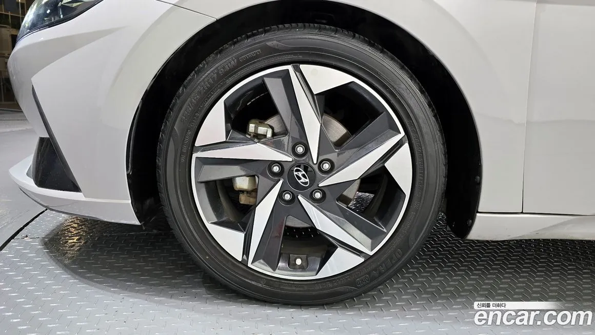 Hyundai AVANTE 2021 из KR, фото 5