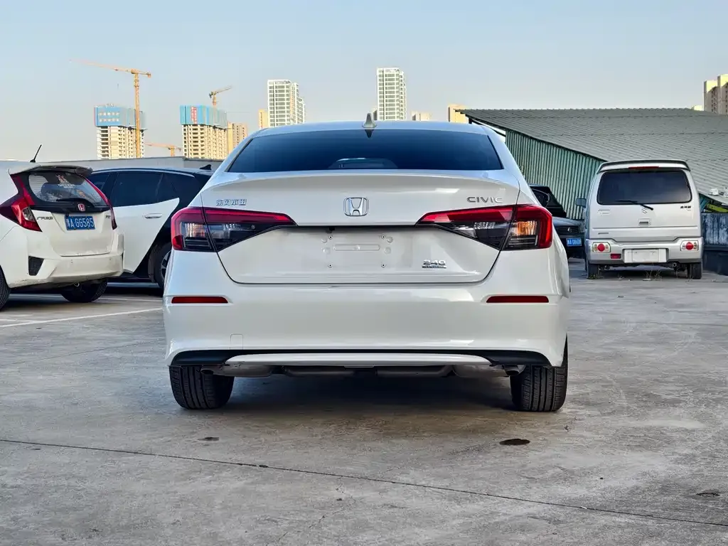 Honda Civic 2023 из CN, фото 5