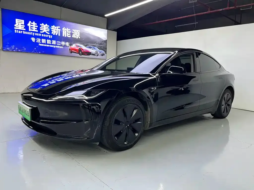 Tesla Model 3 2023 из CN, фото 1