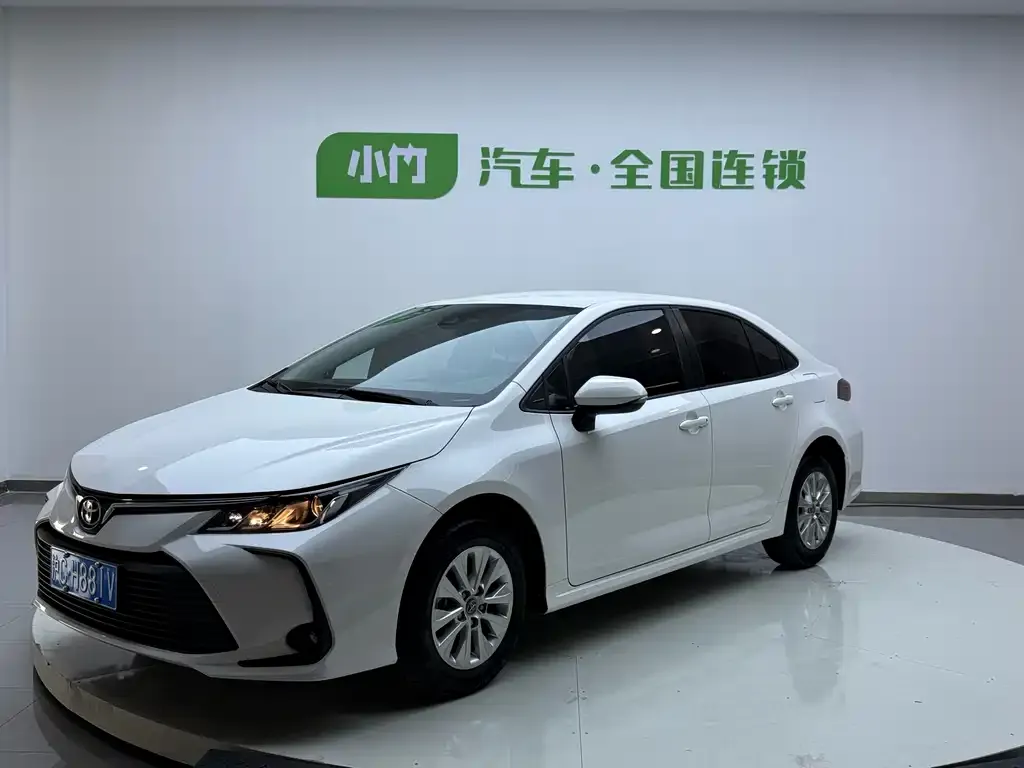 Toyota Corolla 2022 из CN, фото 1