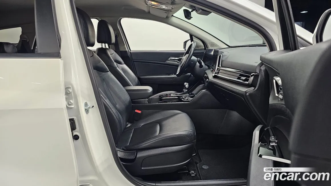 Kia Sportage — фото 10