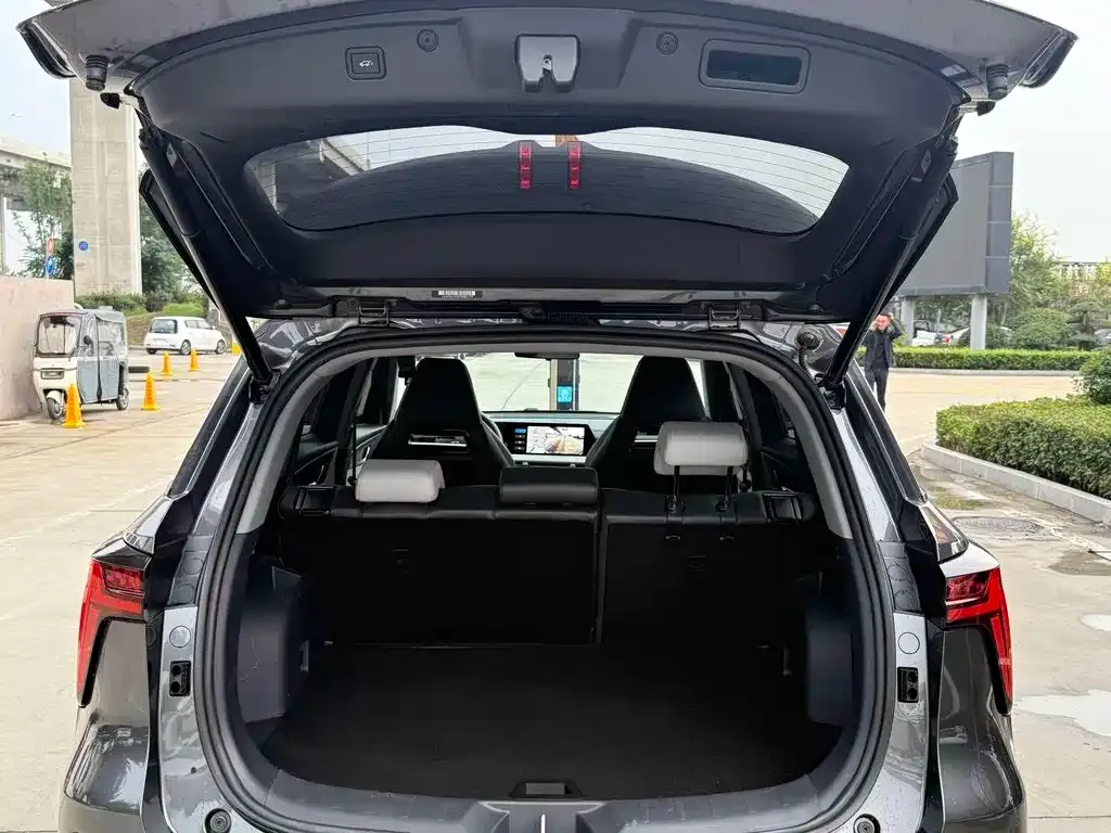 Changan CS75PLUS 2023 из CN, фото 3
