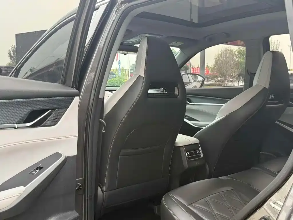Changan CS75PLUS 2023 из CN, фото 4