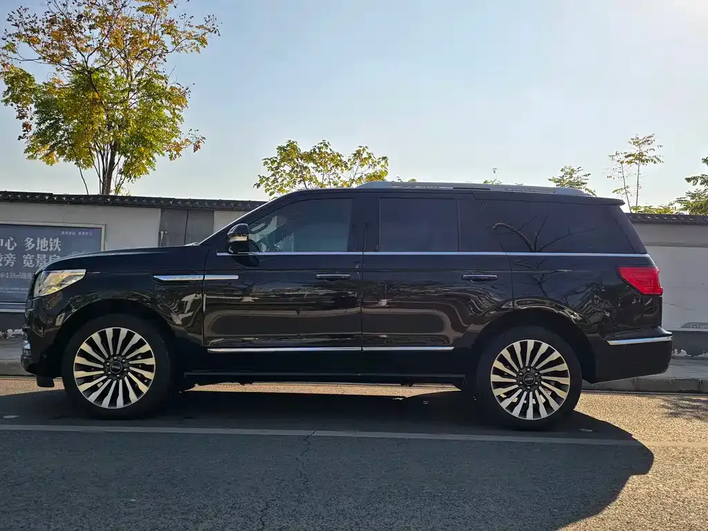 Lincoln Navigator 2021 из CN, фото 4