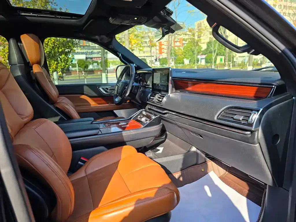 Lincoln Navigator 2021 из CN, фото 7