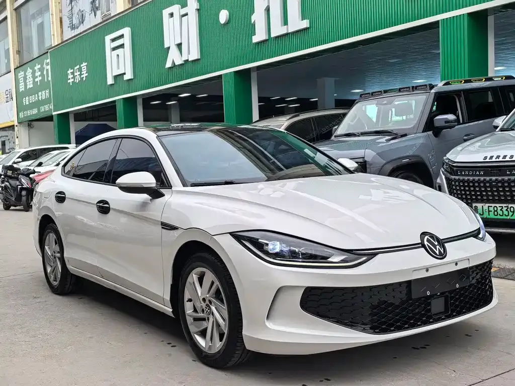 Volkswagen Lamando 2023 из CN, фото 3