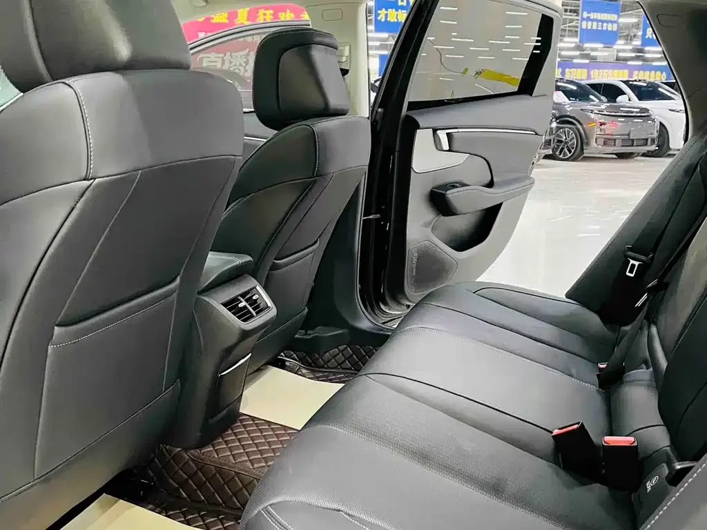 Buick LaCrosse 2024 из CN, фото 8