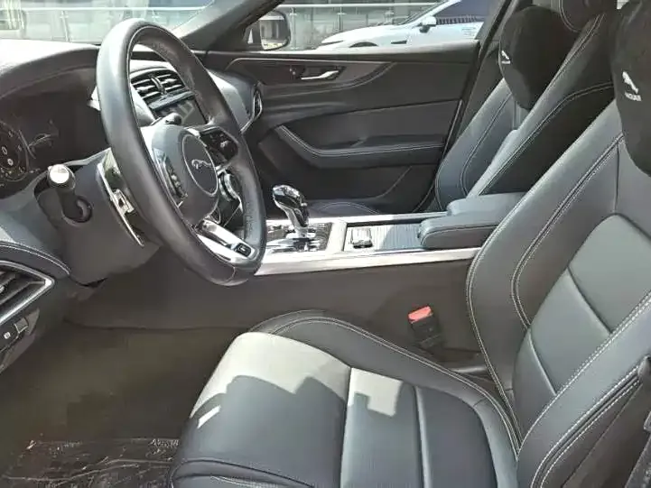 Jaguar XEL 2023 из CN, фото 4