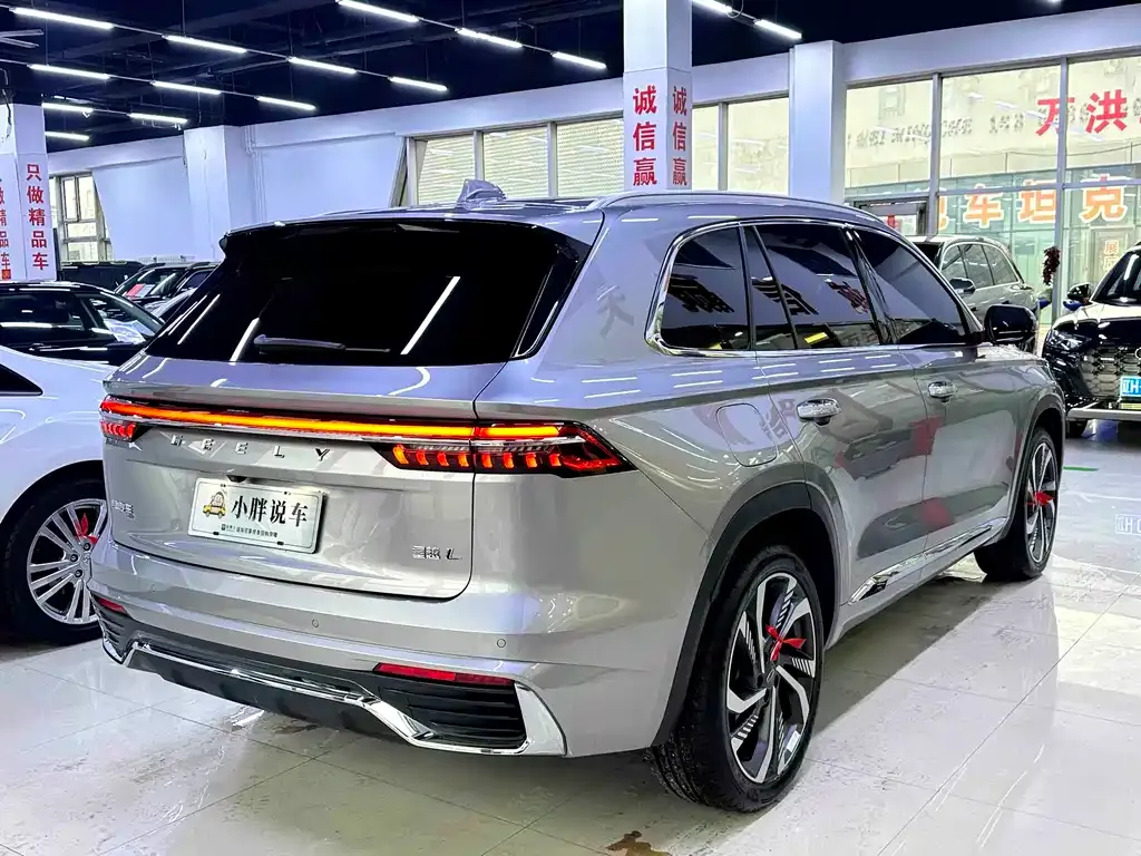 Geely Xingyue L — фото 6