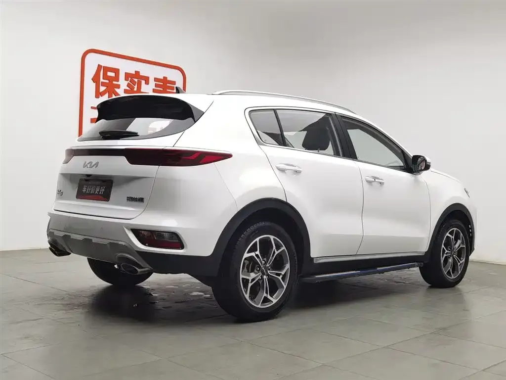 Kia KX5 2022 из CN, фото 2