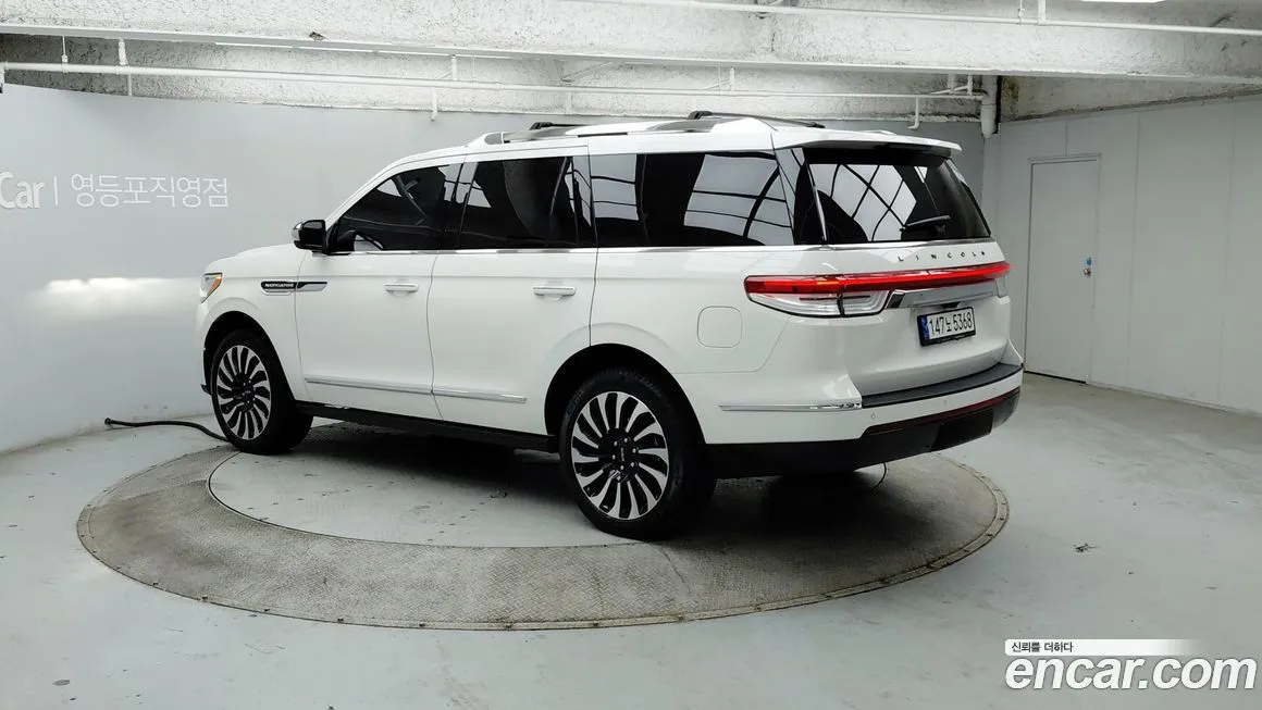 Lincoln Navigator 2023 из KR, фото 2