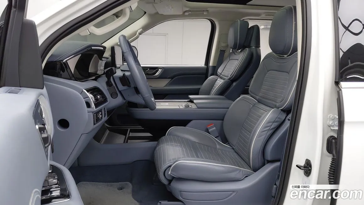 Lincoln Navigator 2023 из KR, фото 6