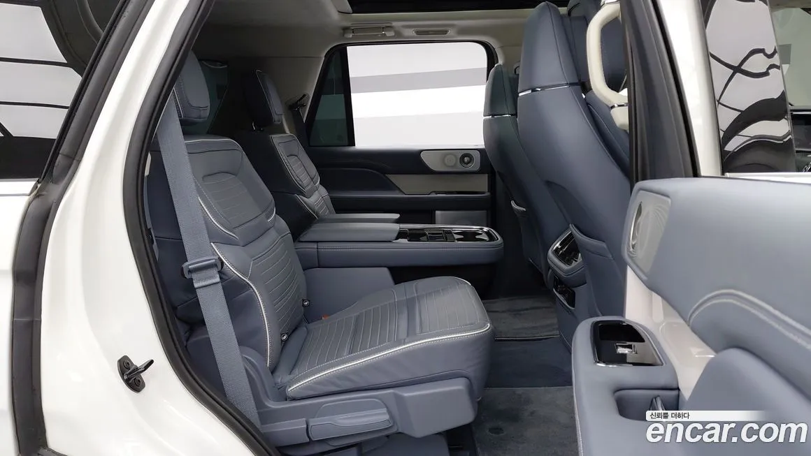 Lincoln Navigator 2023 из KR, фото 7