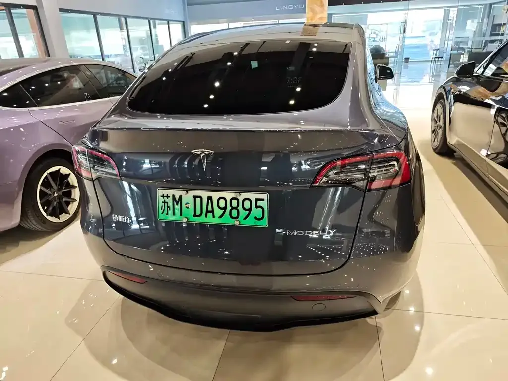 Tesla Model Y 2022 из CN, фото 5