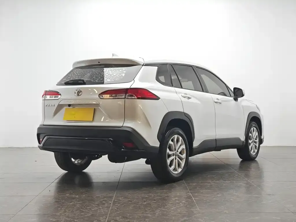 Toyota Frontlander 2023 из CN, фото 3