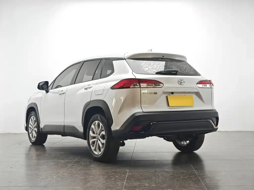 Toyota Frontlander 2023 из CN, фото 4