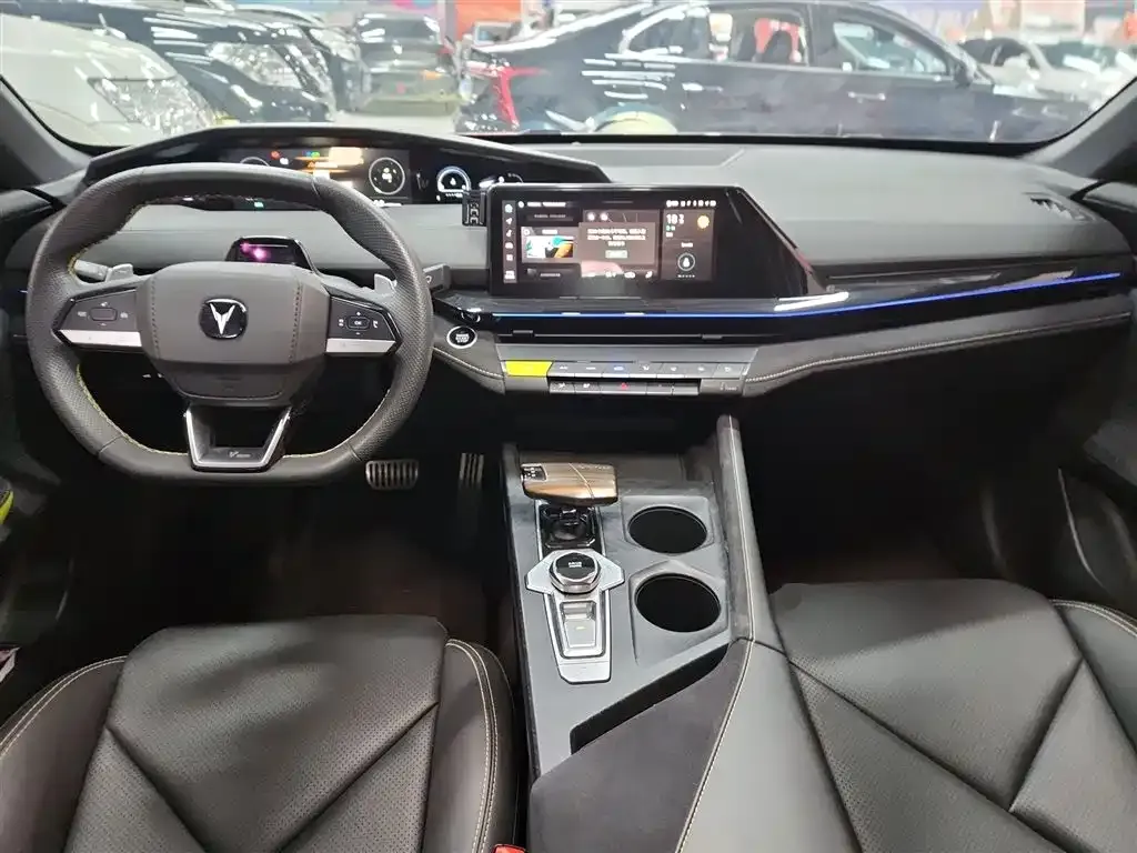Changan UNI-V 2023 из CN, фото 10