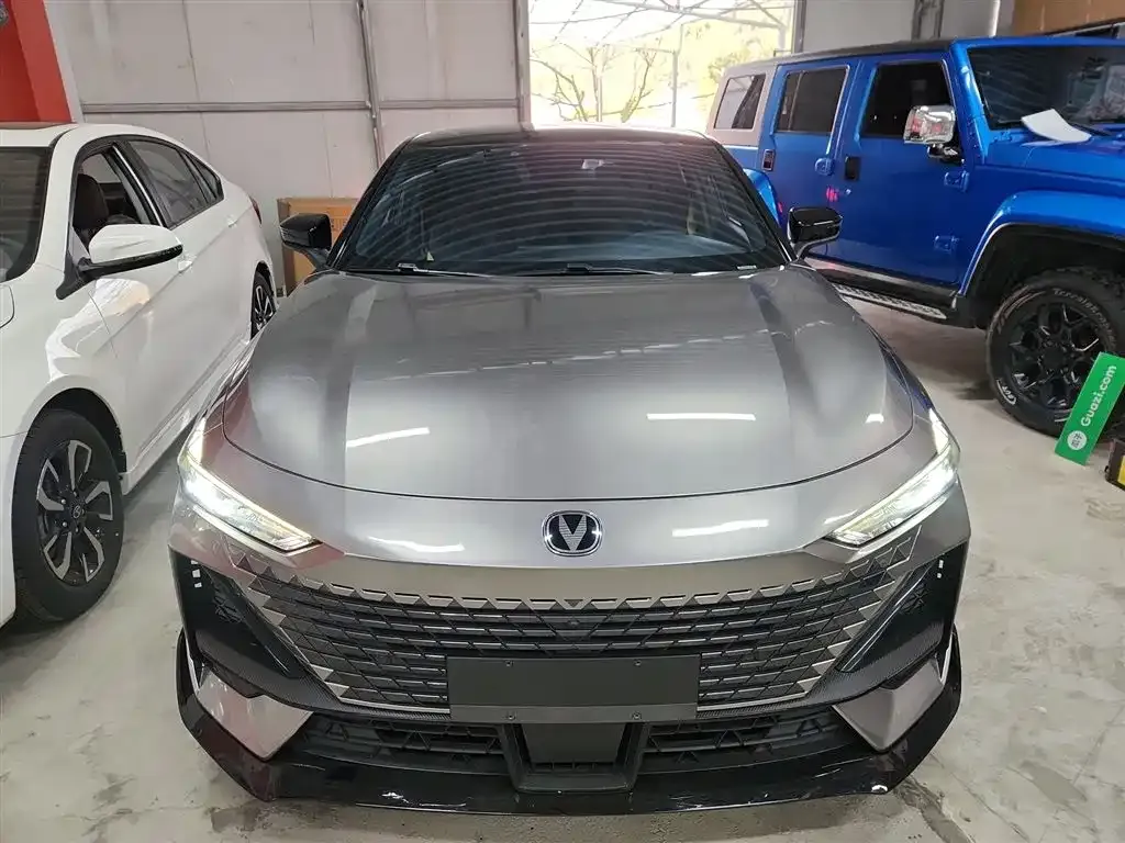 Changan UNI-V 2023 из CN, фото 3