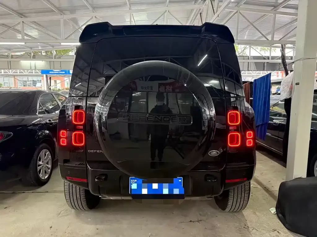 Land Rover Defender 2023 из CN, фото 6