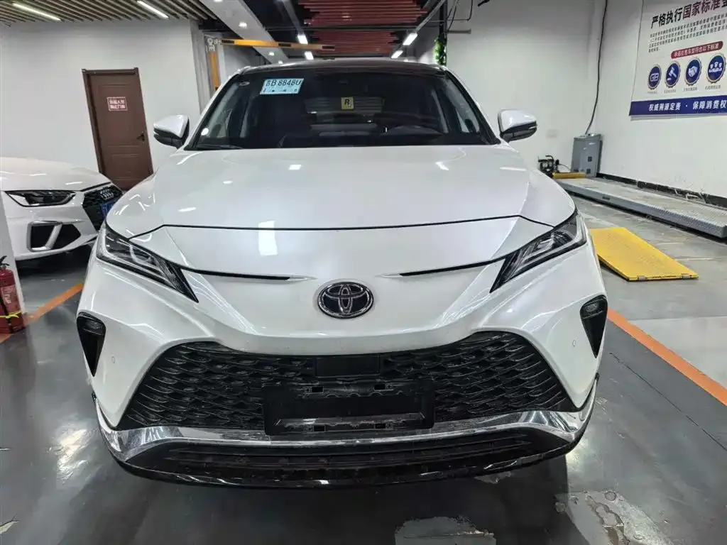 Toyota Venza 2023 из CN, фото 2