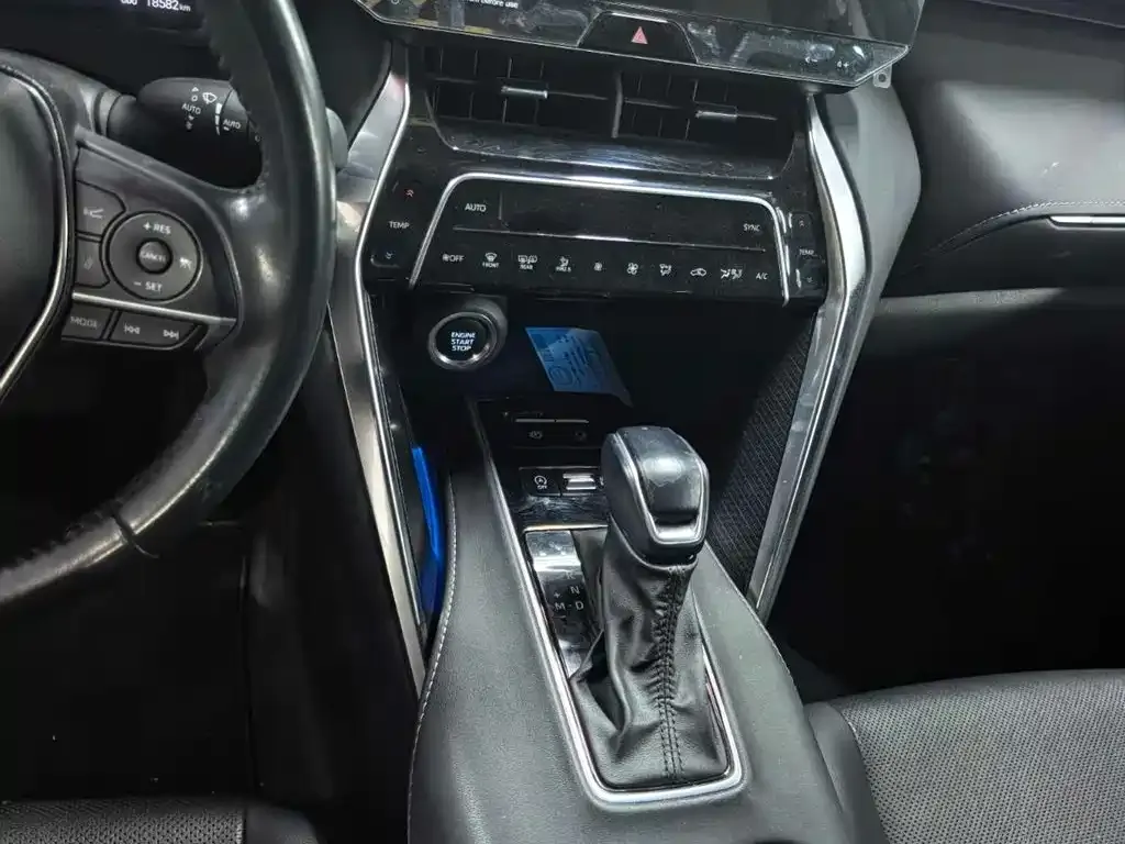 Toyota Venza 2023 из CN, фото 9