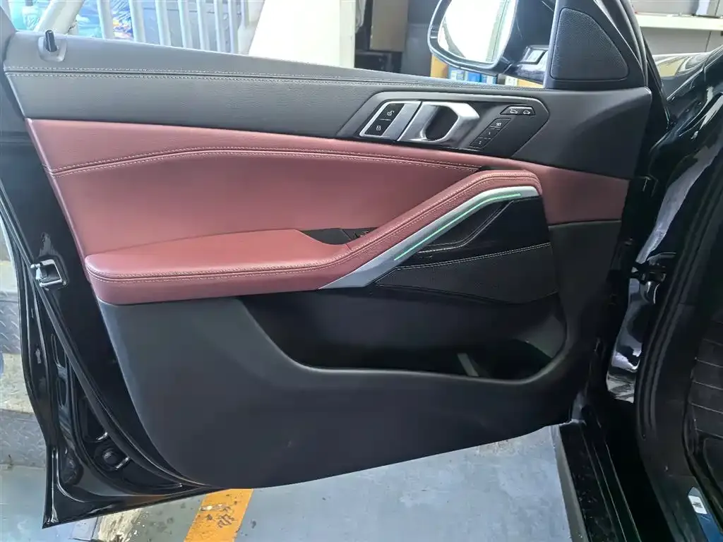 BMW X6 2023 из CN, фото 3