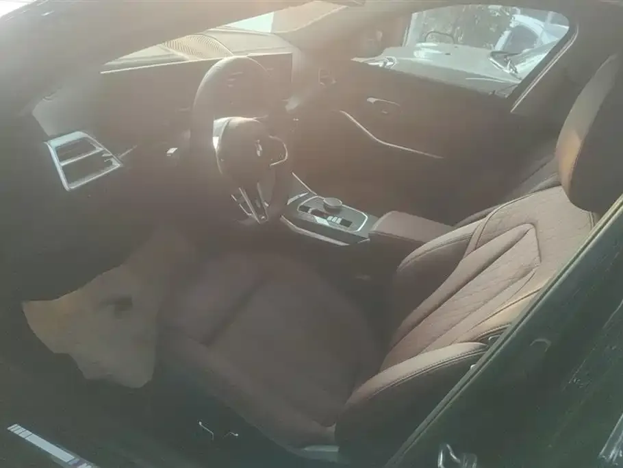 BMW 3 Series 2025 из CN, фото 9