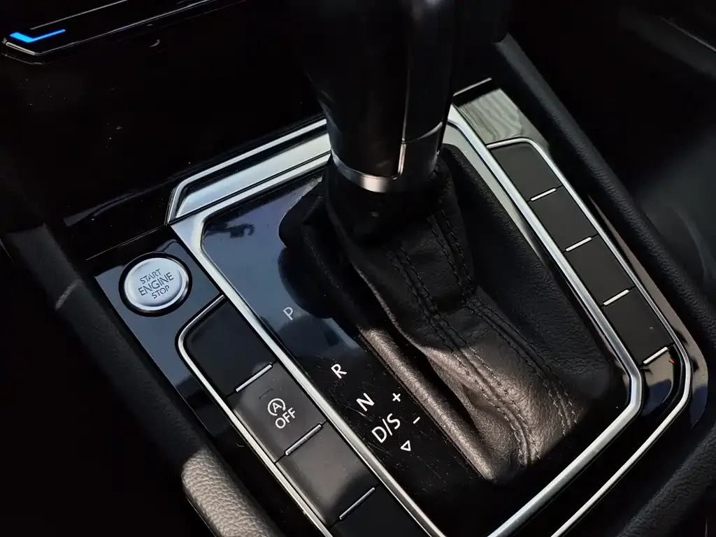 Volkswagen Magotan 2021 из CN, фото 9