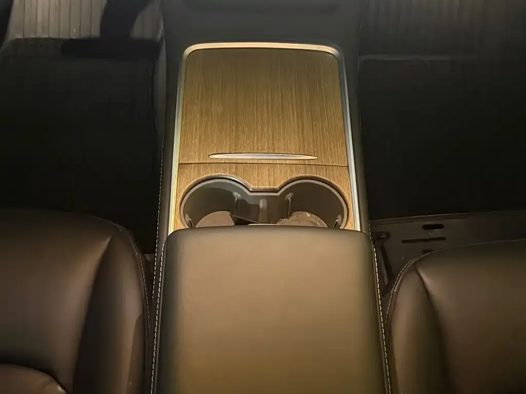 Tesla Model Y 2022 из CN, фото 10